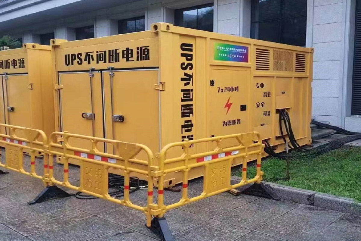 番阳镇发电机租赁施工现场